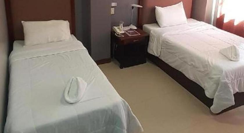 Hotel Camila 2 Dipolog Exterior photo