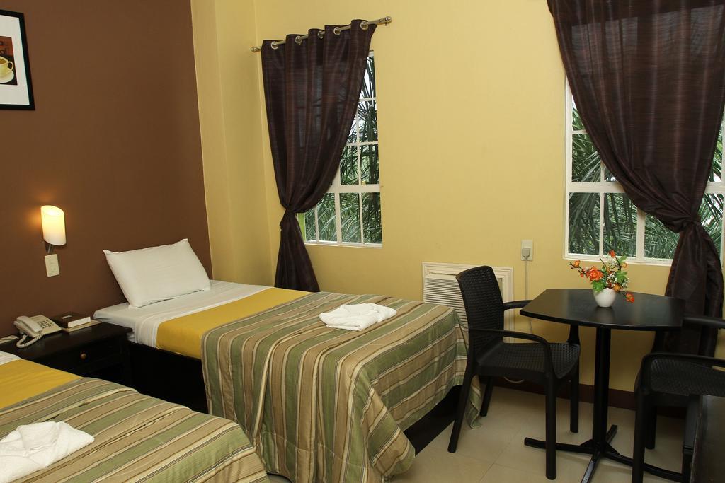 Hotel Camila 2 Dipolog Exterior photo